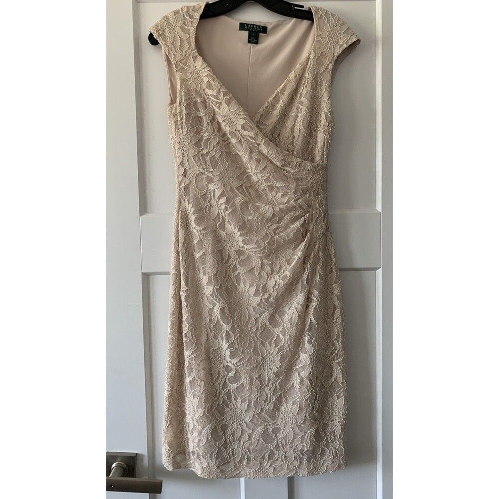 Ralph Lauren Sleeveless Lace Dress Gathering at Waist Champagne Colored. Size 8